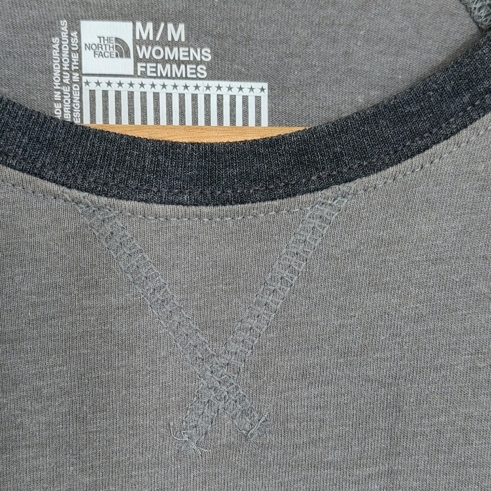 The North Face Women's Size Medium Shirt Tunic Classic Fit Ragland Tee Top Gray - Picture 5 of 9